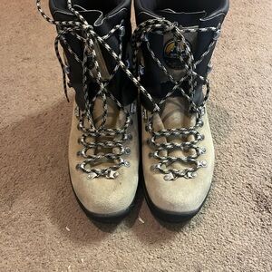 La Sportiva Beige and Black Winter Boots